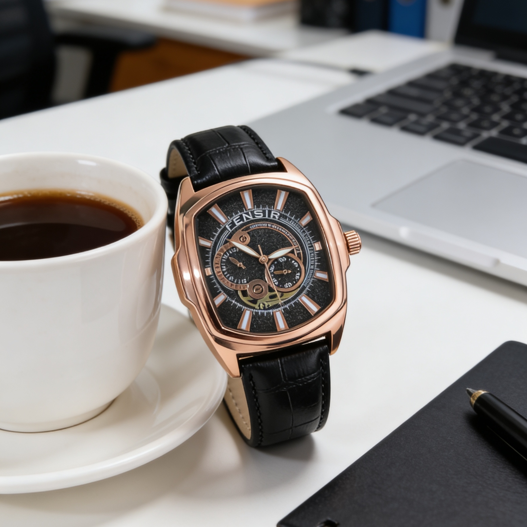 New Barrel-Shaped High-End Men - Luxury Watch Name Brands のレビューと価格