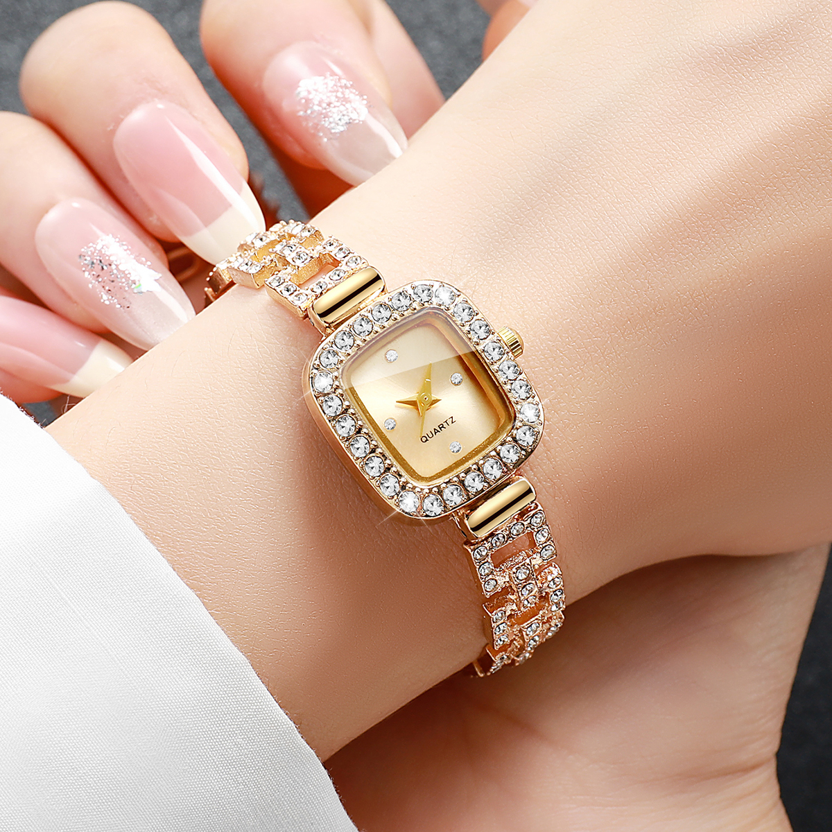 Luxury Rhinestone Bracelet Str - Luxury Watch Storage のレビューと価格