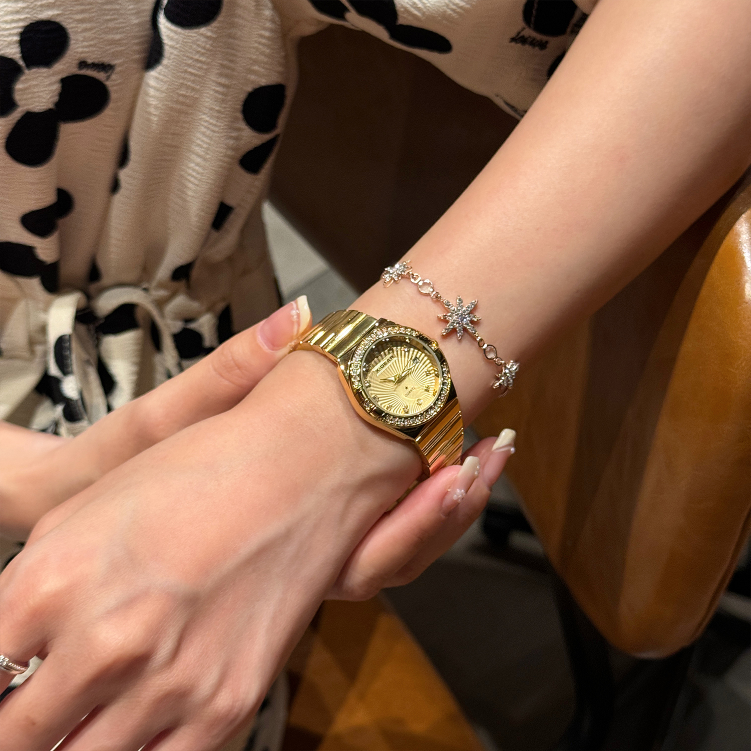 X-GEAR Luxury Trendy Ladies Wa - Luxury X I Watch のレビューと価格