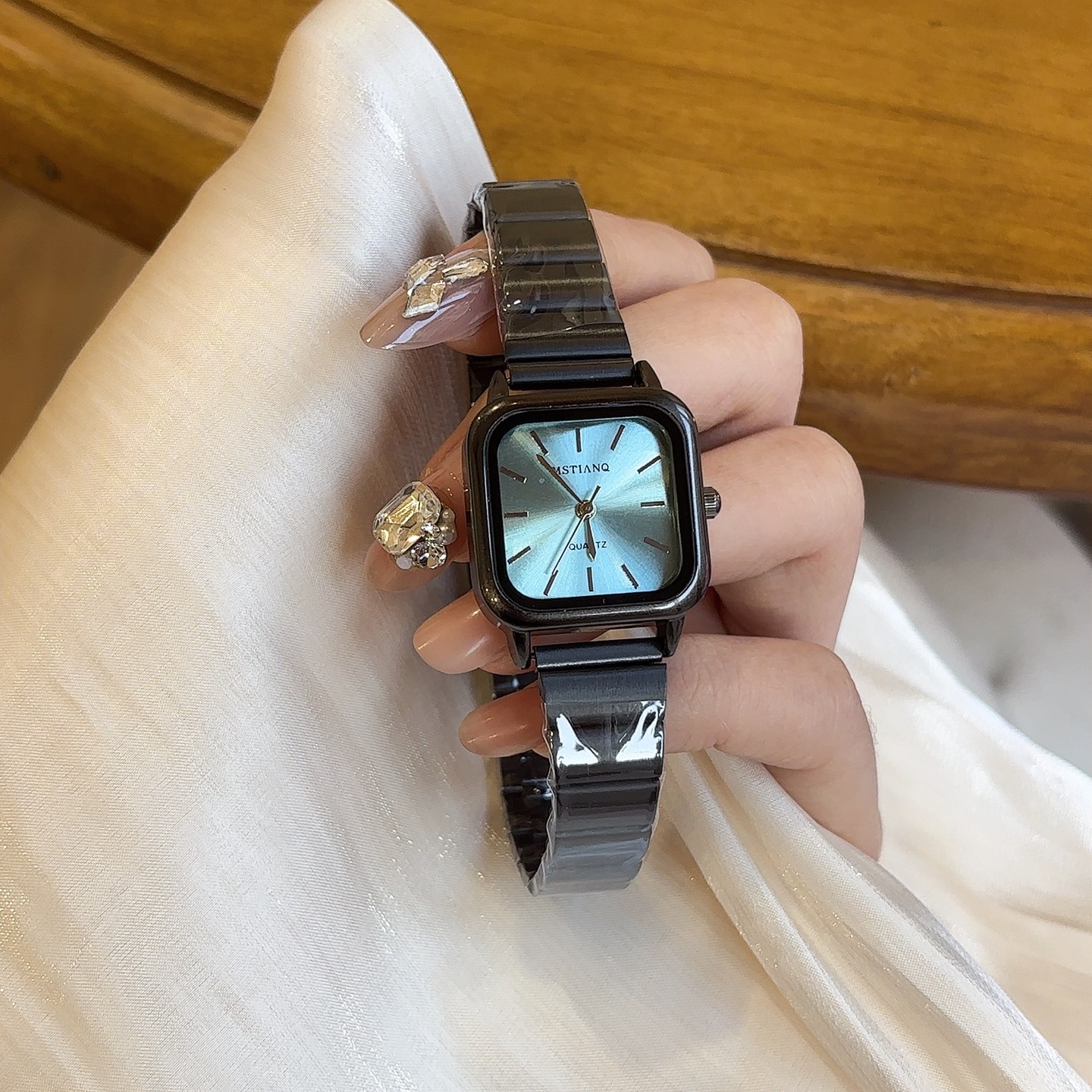 Hot Sale Brand Black Watch for - Quiet Luxury Watch のレビューと価格