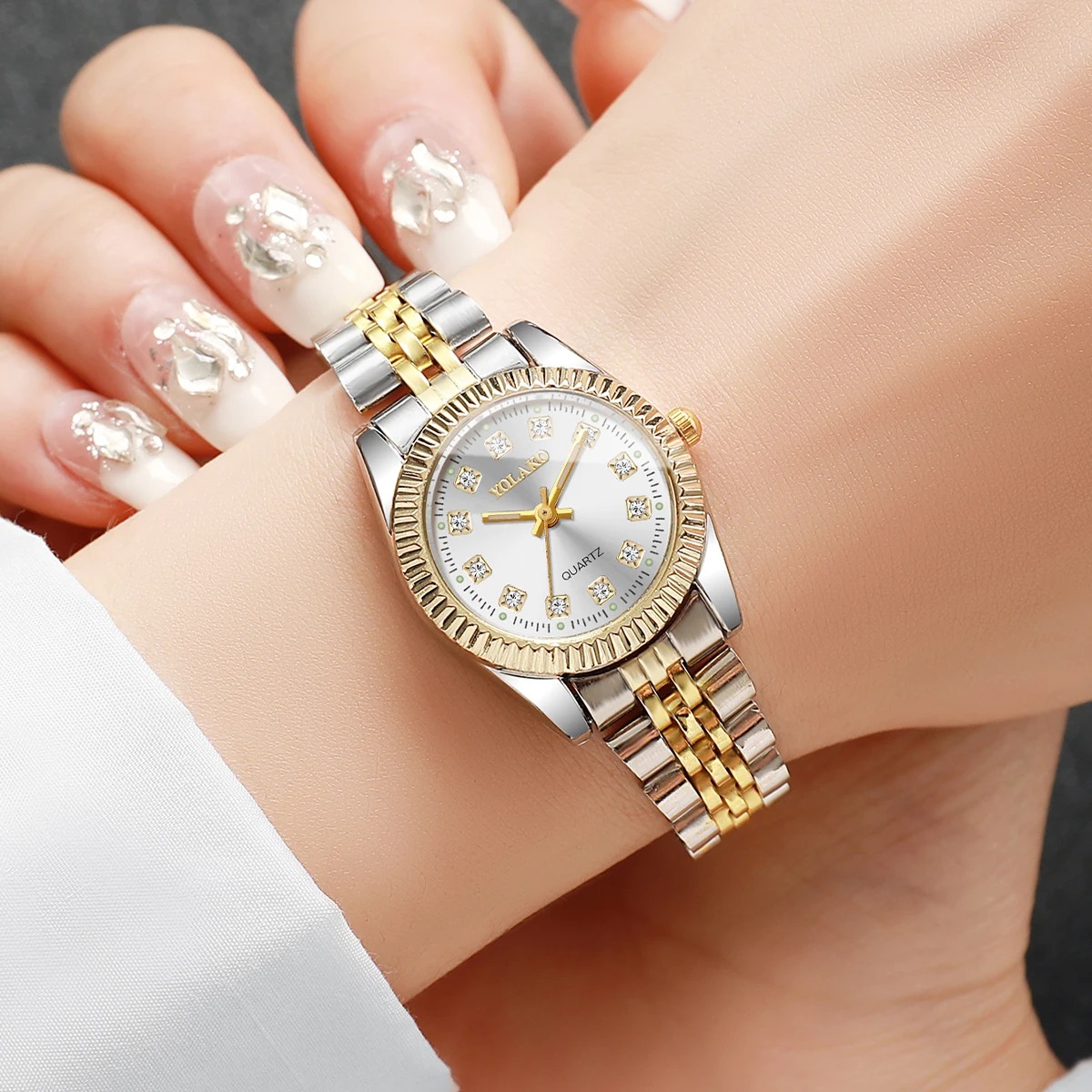 Fashion Rhinestone Women Quart - Luxury Watch Storage のレビューと価格